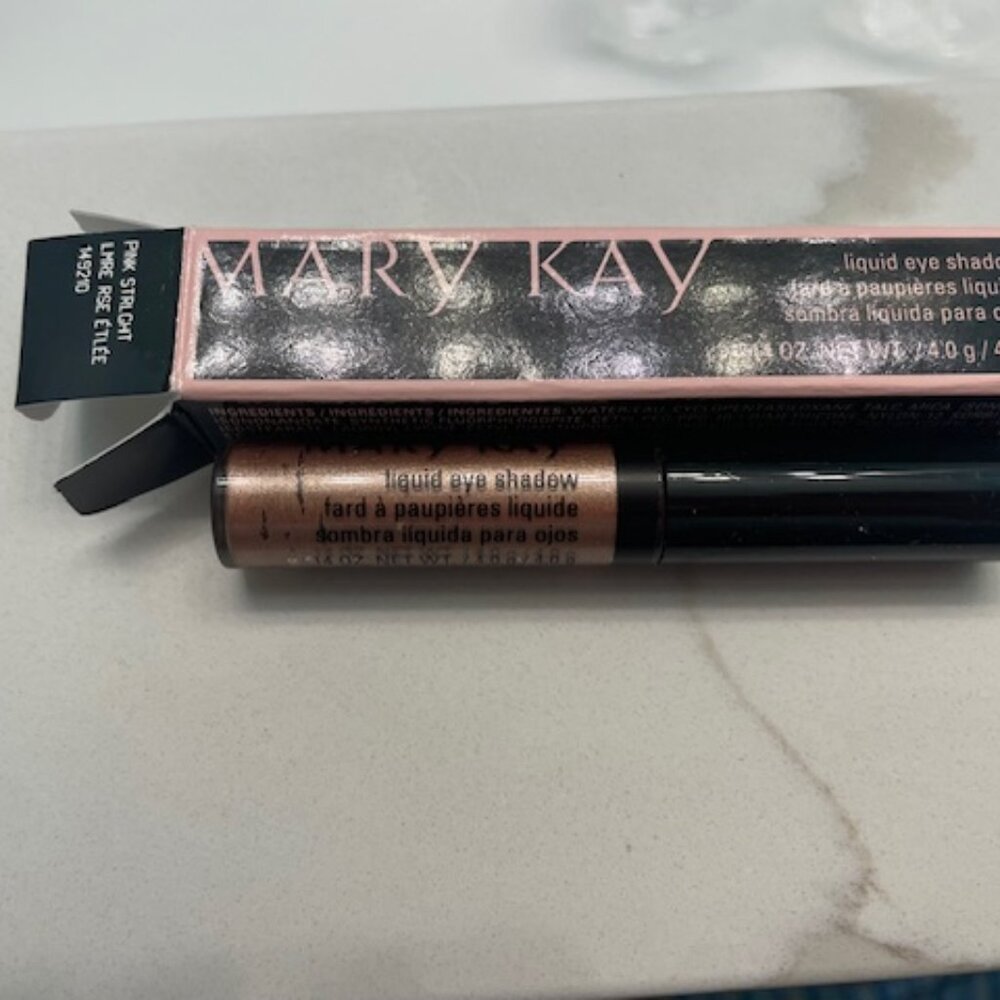 Mary Kay Pink Starlight Liquid Eye Shadow - Picture 3 of 3